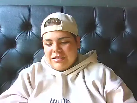 Snapshot of Hailey_Curvy chatting on 09.22.25 Hailey Curvy online show from 09.22.25