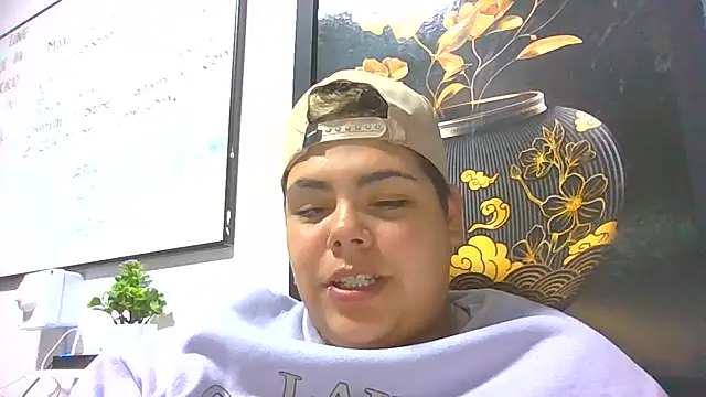 Snapshot of Hailey_Curvy chatting on 09.26.25 Hailey Curvy online show from 09.26.25