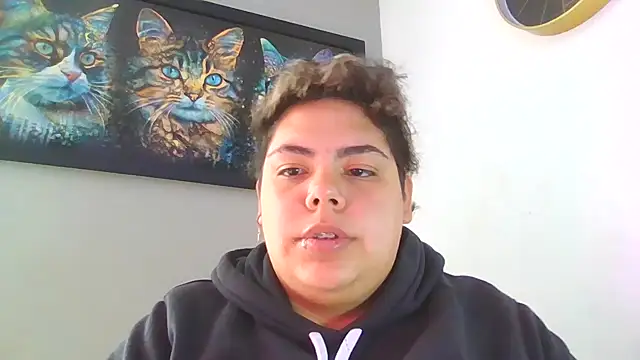 Snapshot of Hailey_Curvy chatting on 10.09.25 Hailey Curvy online show from 10.09.25