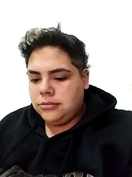 Snapshot of Hailey_Curvy chatting on 10.21.25 Hailey Curvy online show from 10.21.25