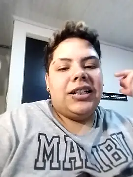 Snapshot of Hailey_Curvy chatting on 10.30.25 Hailey Curvy online show from 10.30.25