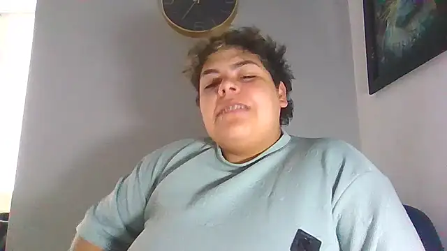 Snapshot of Hailey_Curvy chatting on 12.01.25 Hailey Curvy online show from 12.01.25