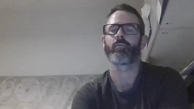 Snapshot of whatYwantMorrre chatting on 11.24.25 whatYwantMorrre online show from 11.24.25