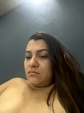 Snapshot of Madyson94 chatting on 11.25.25 Madyson94 online show from 11.25.25