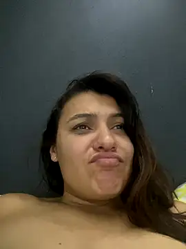 Snapshot of Madyson94 chatting on 11.26.25 Madyson94 online show from 11.26.25