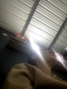 Snapshot of Madyson94 chatting on 12.03.25 Madyson94 online show from 12.03.25