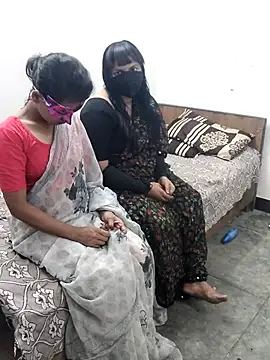 Snapshot of Hot_modal chatting on 10.30.25 Hot modal online show from 10.30.25