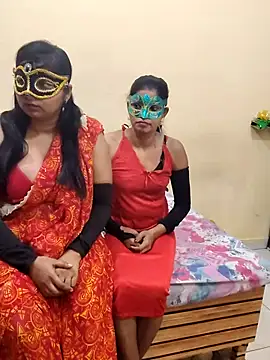 Snapshot of Hot_modal chatting on 12.17.25 Hot modal online show from 12.17.25