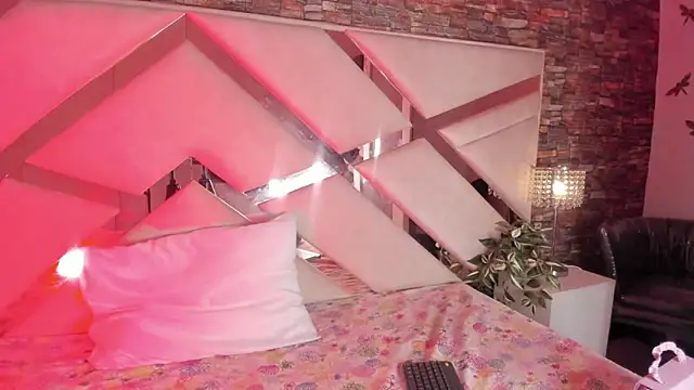 Valery Brand online show from 12.05.25