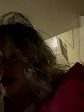 Snapshot of Lucy_Milf_474 chatting on 11.12.25 Lucy Milf 474 online show from 11.12.25