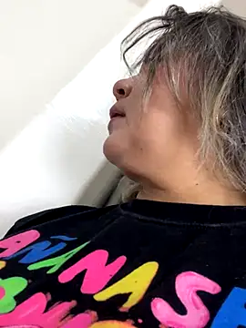 Snapshot of Lucy_Milf_474 chatting on 11.22.25 Lucy Milf 474 online show from 11.22.25