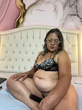 Lucy Milf 474 online show from 06.16.26