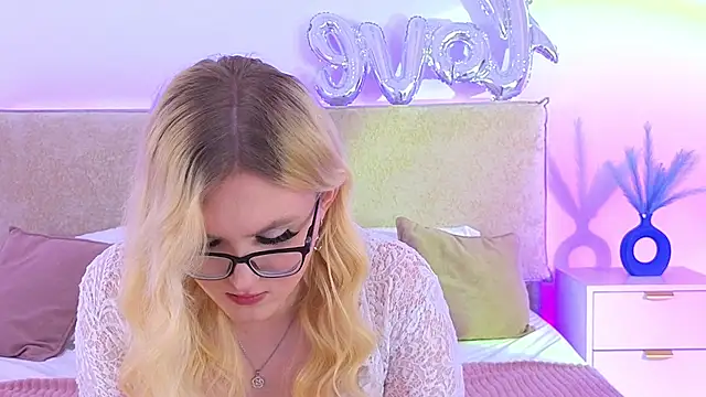 Jules night online show from 08.02.26