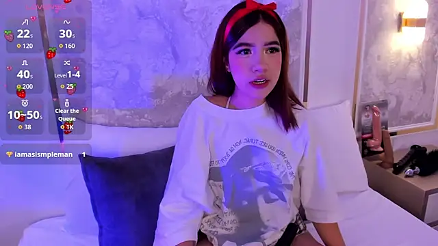 doll eyees  online show from 11.22.25