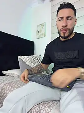 Thiago Hill online show from 06.20.26