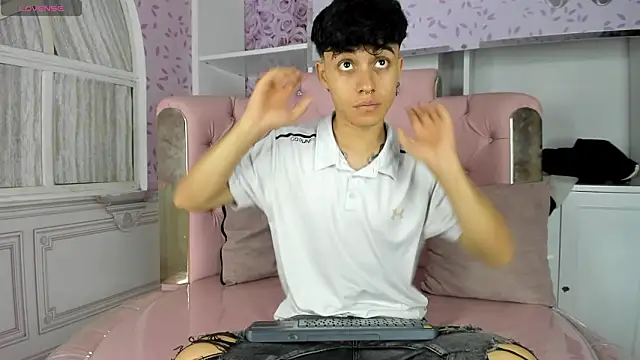 Dani rivass online show from 03.12.26