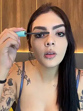 Snapshot of AliceRitter chatting on 10.01.25 AliceRitter online show from 10.01.25