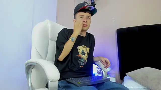 Nascary Fox online show from 09.22.25