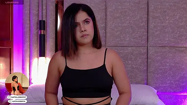 Martina-Roberts- online show from 09.17.25