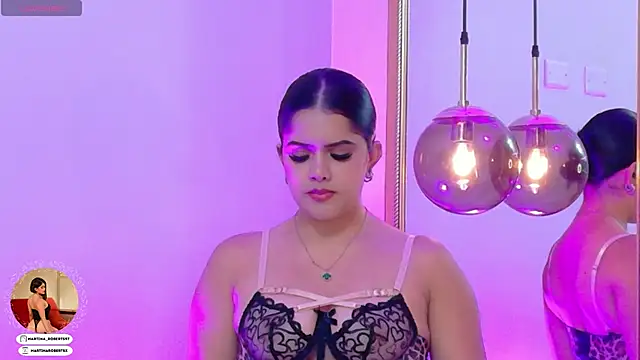 Martina-Roberts- online show from 05.25.26