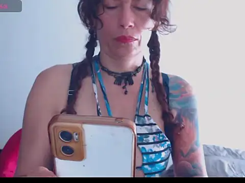 fenix colette online show from 09.21.25