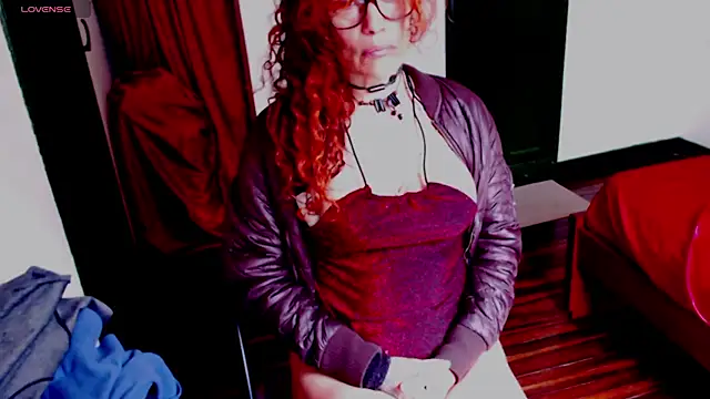 Snapshot of fenix_colette chatting on 07.14.26 fenix colette online show from 07.14.26
