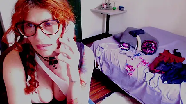 Snapshot of fenix_colette chatting on 08.02.26 fenix colette online show from 08.02.26