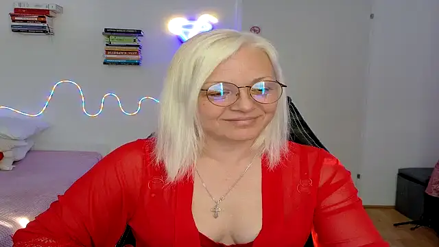 Linsy Kim online show from 04.24.26