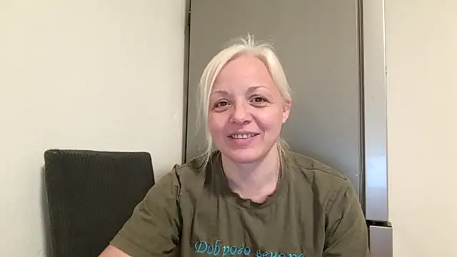 Linsy Kim online show from 04.30.26