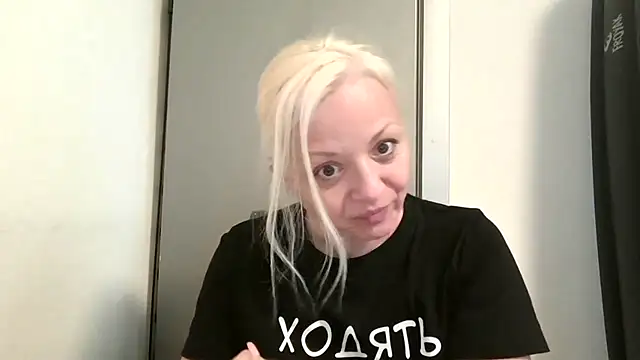 Linsy Kim online show from 05.02.26