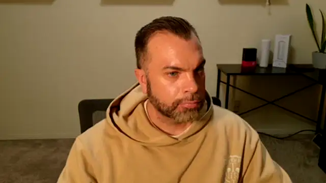 Snapshot of Ty_lerDavid chatting on 09.15.25 Ty lerDavid online show from 09.15.25