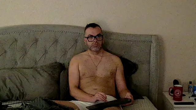 Snapshot of Ty_lerDavid chatting on 09.25.25 Ty lerDavid online show from 09.25.25