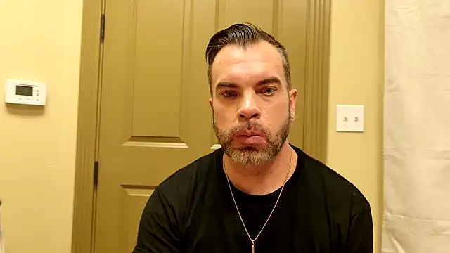 Snapshot of Ty_lerDavid chatting on 12.22.25 Ty lerDavid online show from 12.22.25