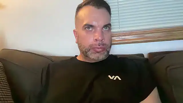 Snapshot of Ty_lerDavid chatting on 03.06.26 Ty lerDavid online show from 03.06.26