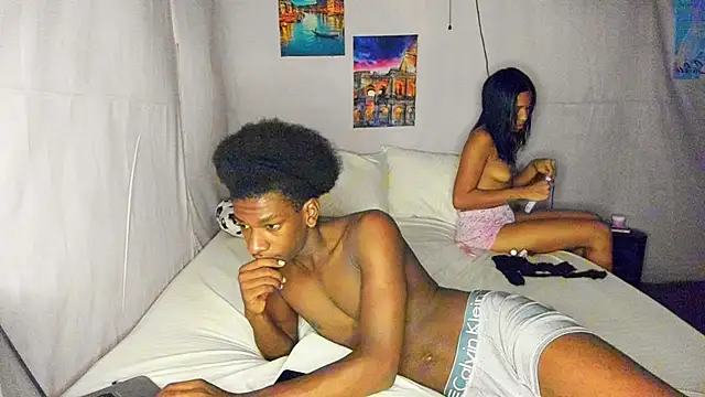 SpicyLolaX NightDrip online show from 09.23.25