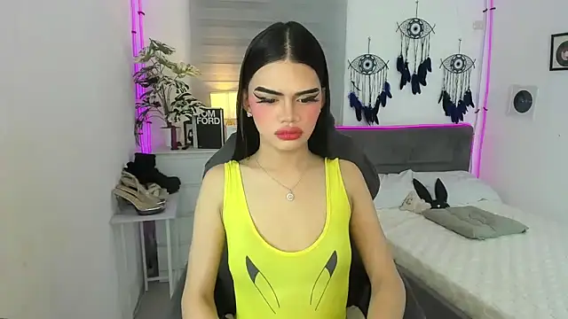 Snapshot of tstoni_talks chatting on 09.14.25 tstoni talks online show from 09.14.25