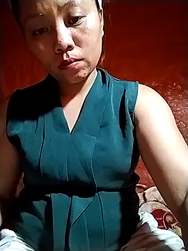 Snapshot of venu00 chatting on 09.21.25 venu00 online show from 09.21.25