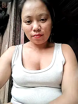 Snapshot of venu00 chatting on 10.14.25 venu00 online show from 10.14.25