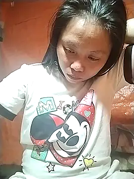 Snapshot of venu00 chatting on 10.20.25 venu00 online show from 10.20.25