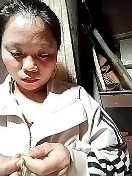 Snapshot of venu00 chatting on 11.03.25 venu00 online show from 11.03.25