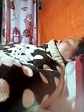 Snapshot of venu00 chatting on 11.13.25 venu00 online show from 11.13.25