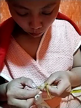 Snapshot of venu00 chatting on 12.03.25 venu00 online show from 12.03.25