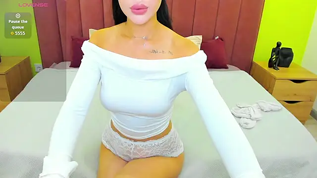 Snapshot of Jennifer_Munoz chatting on 07.24.26 Jennifer Munoz online show from 07.24.26