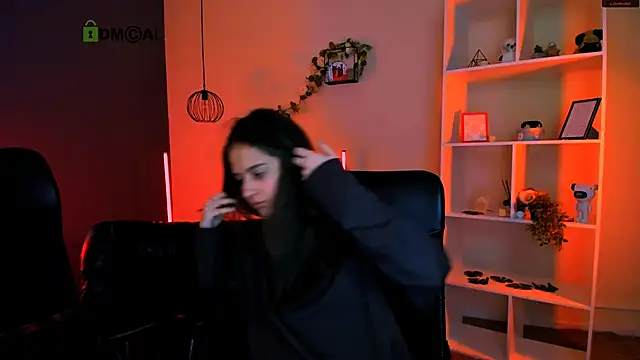 Snapshot of talia_seduce chatting on 03.21.26 talia seduce online show from 03.21.26