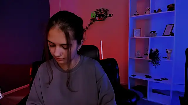 Snapshot of talia_seduce chatting on 03.28.26 talia seduce online show from 03.28.26