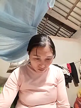 YAYAA-502 online show from 12.15.25