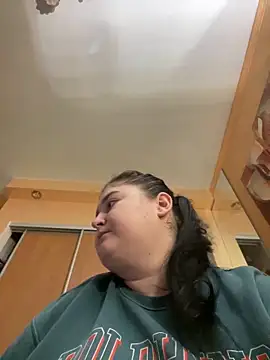 DazzzlingDame online show from 12.22.25