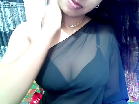 Snapshot of blackpori chatting on 09.29.25 blackpori online show from 09.29.25