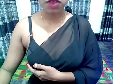 Snapshot of blackpori chatting on 10.05.25 blackpori online show from 10.05.25