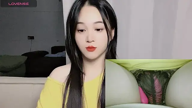 woaiqinqin online show from 10.22.25